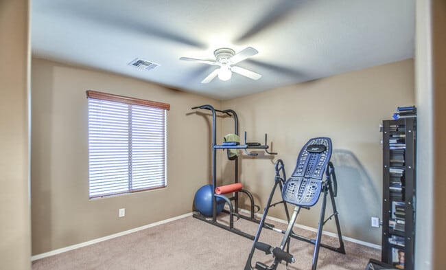 Building Photo - 8064 W Rushmore Way