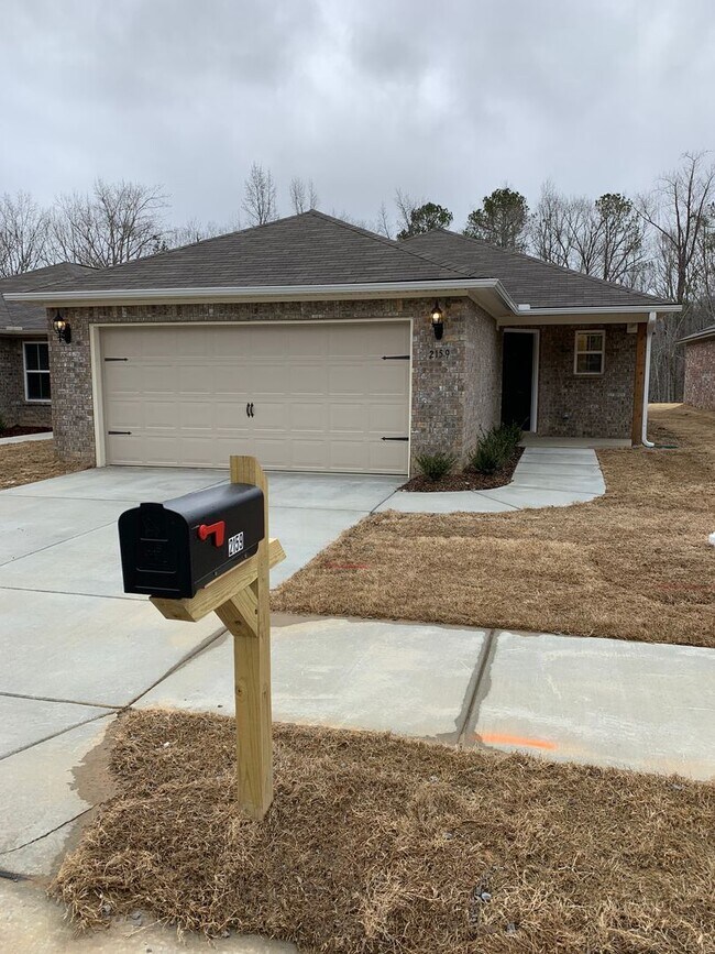 Foto del edificio - Now Pre-Leasing -  Spacious 4-Bedroom | 2-Bath Home in Cullman