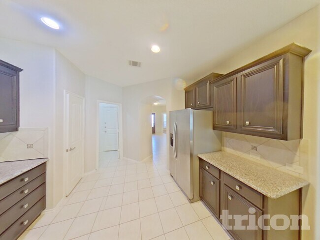 Building Photo - 3105 Oak Crest Drive Royse City TX