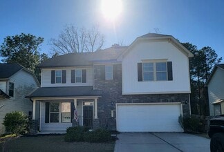 Building Photo - 271 River Oak St