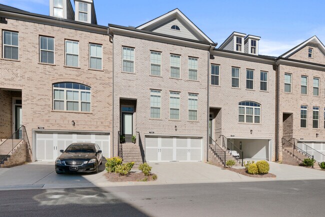 Foto del edificio - 7906 Laurel Crest Dr