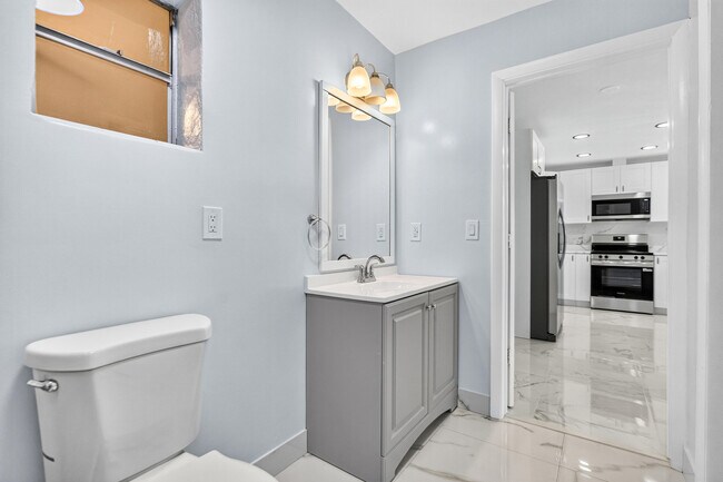 Foto del edificio - 1531 NE 33rd St