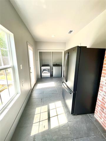 Building Photo - 602 S Mockingbird Ln