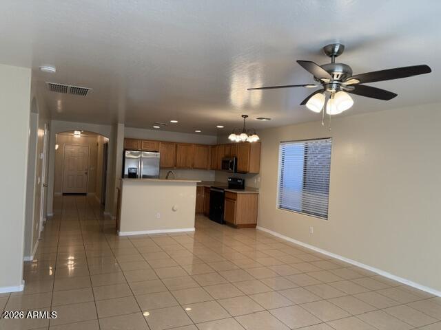 Foto del edificio - 632 S 152nd Ln