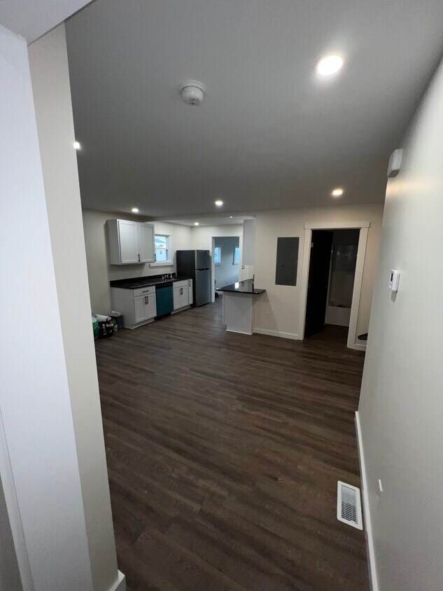 121 S 2nd Ave, Mechanicville, NY 12118 Apartments in Mechanicville, NY