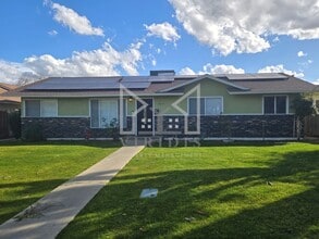 Building Photo - 1017 Radcliffe Ave