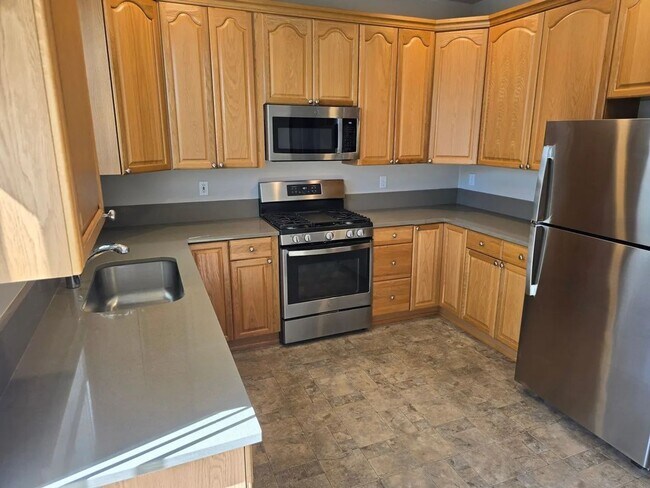 Foto del edificio - 2132 Marlow Ln