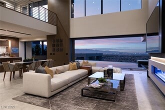 Building Photo - 810 Dragons Eye Dr