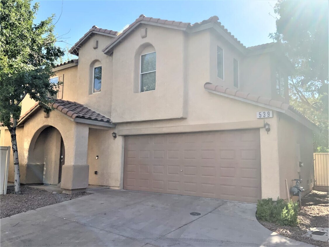 Foto principal - 539 Eresma St