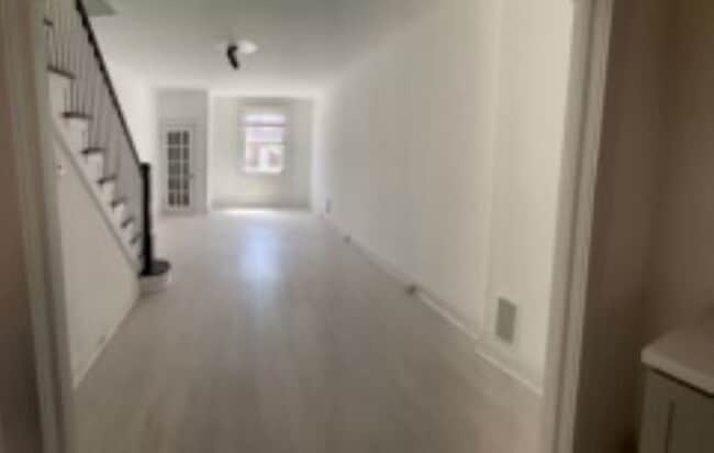 Building Photo - Two and a Den