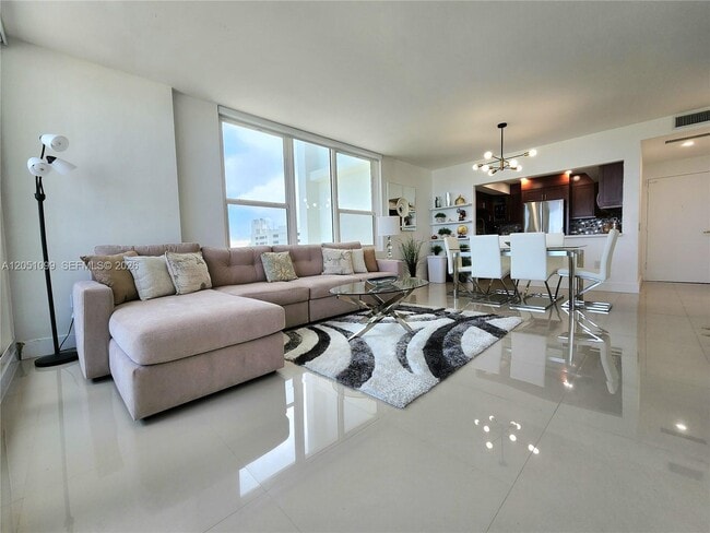 Foto del edificio - 3505 S Ocean Dr