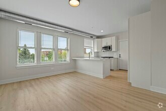 Building Photo - 432 S Maple Ave