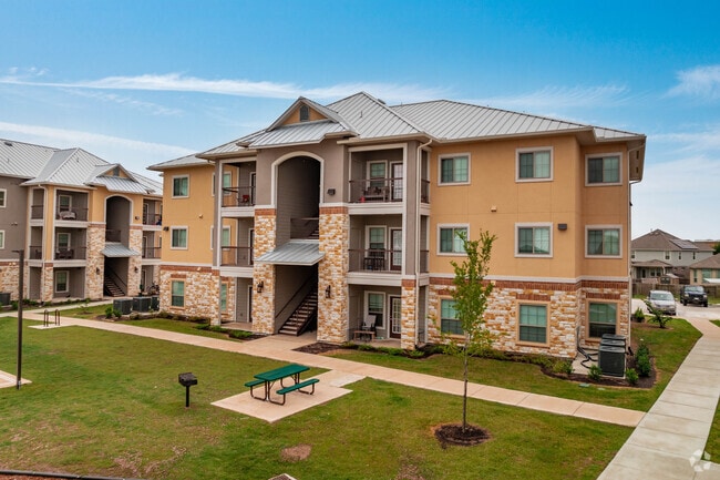 Building Photo - Kallison Ranch Apartments