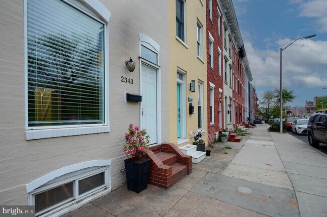 Foto del edificio - 2343 Eastern Ave