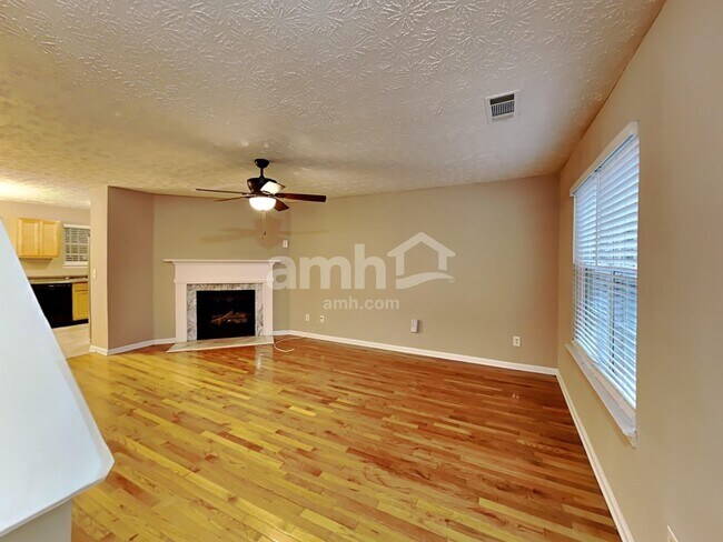 Foto del edificio - 2376 Rimmele Dr