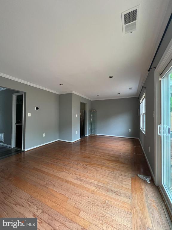 Foto del edificio - 12320 Woodlawn Ct