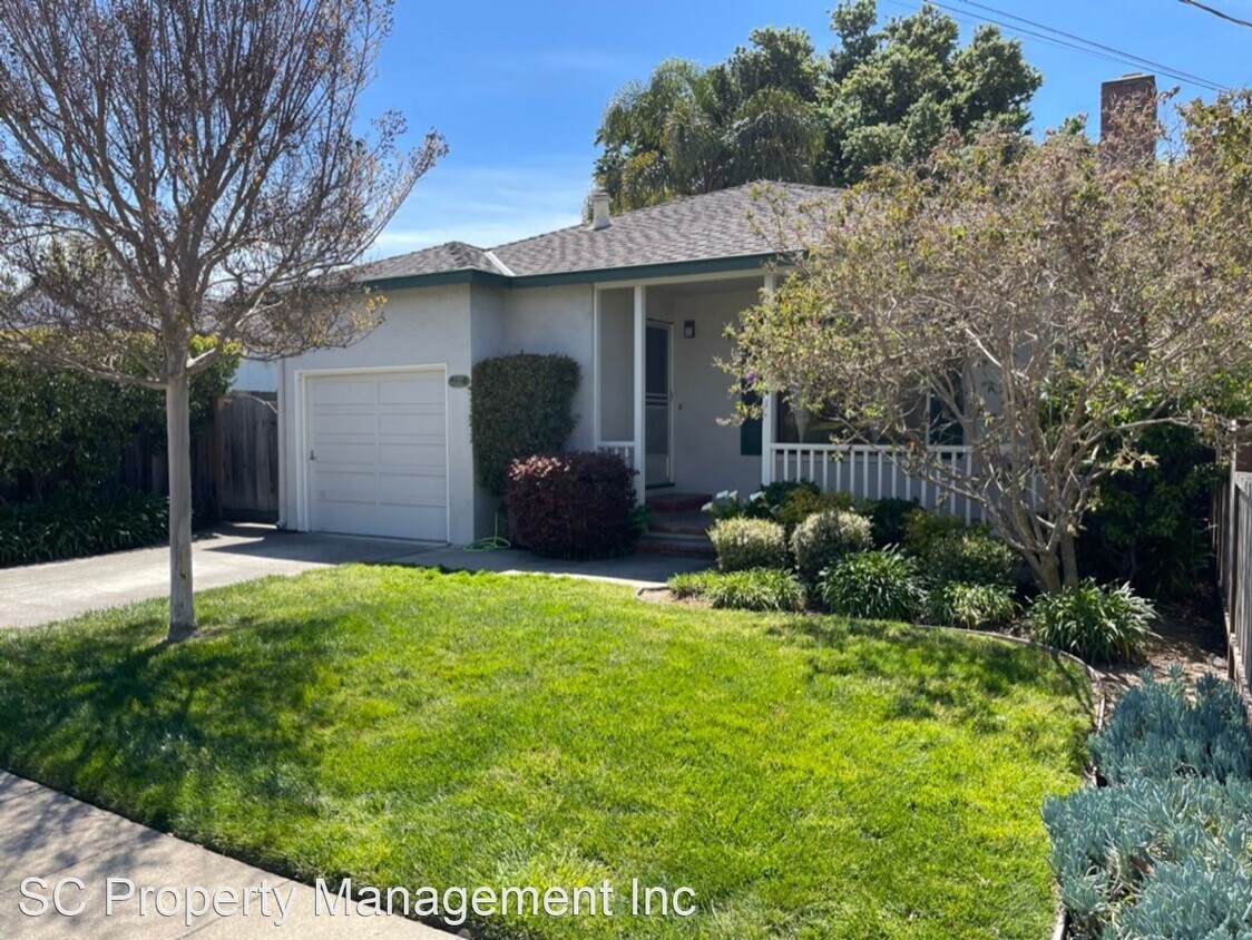 Foto principal - 3 br, 1 bath House - 1372 Walnut Street