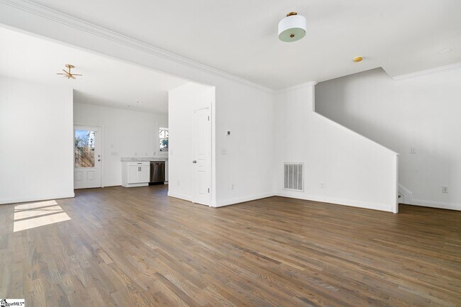 Building Photo - 309 Echols St