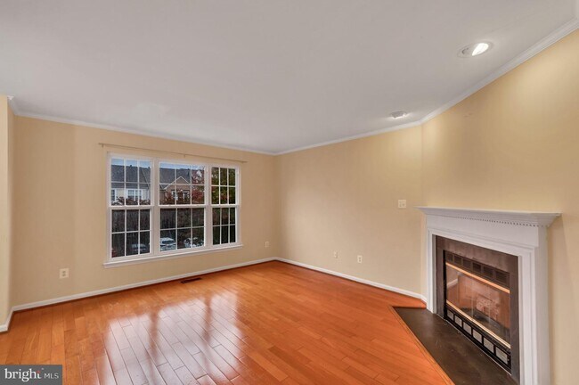 Foto del edificio - 45597 Whitcomb Square