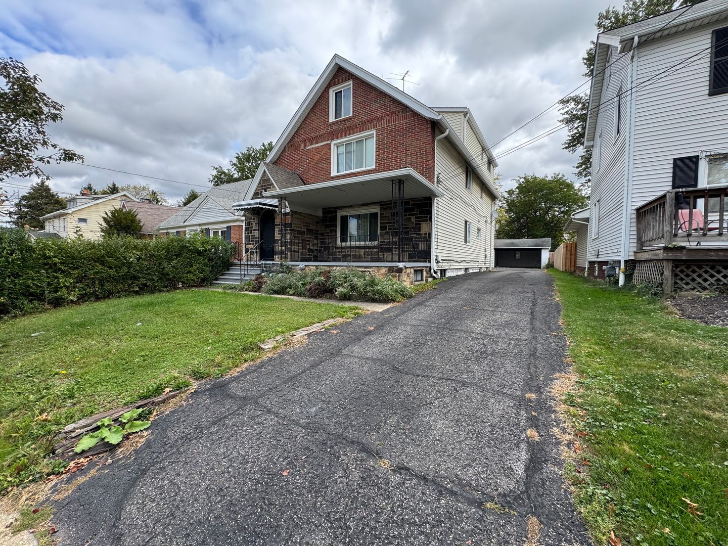 1405 Sheffield Rd South Euclid, OH 44121 – photo 3