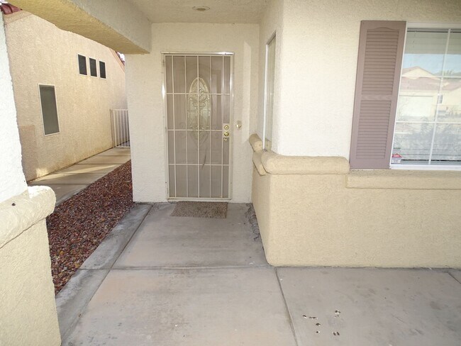 Building Photo - Well Kept One Story North Las Vegas Cul De...