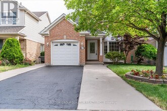 Building Photo - 239 Brisdale Dr