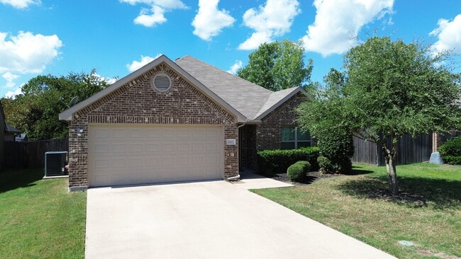 Building Photo - 11612 Michele Dr
