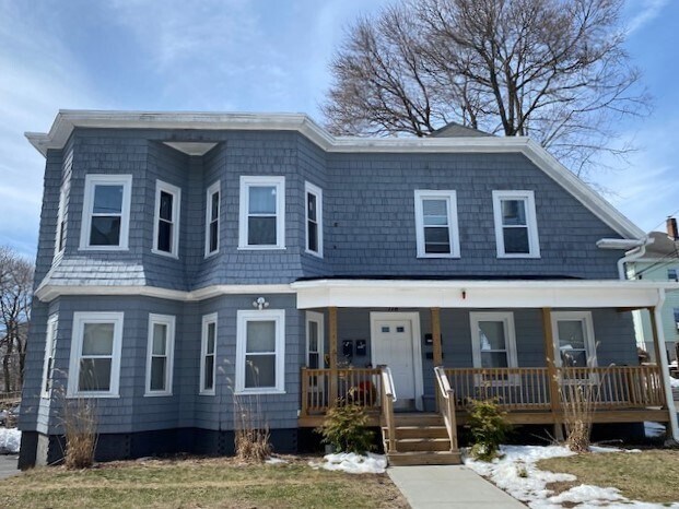 Primary Photo - 118 Vernon St