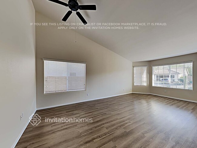 Foto del edificio - 16140 E Glendora Dr