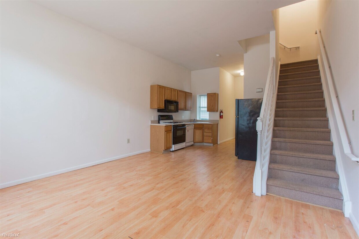 Primary Photo - 4 br, 2 bath House - 1525 N Bouvier St Unit 1