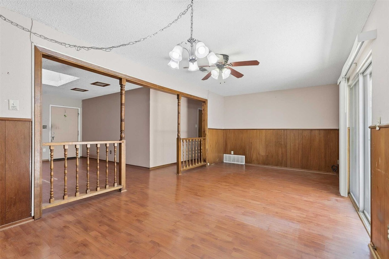 Foto del edificio - 2320 Meadow Crest