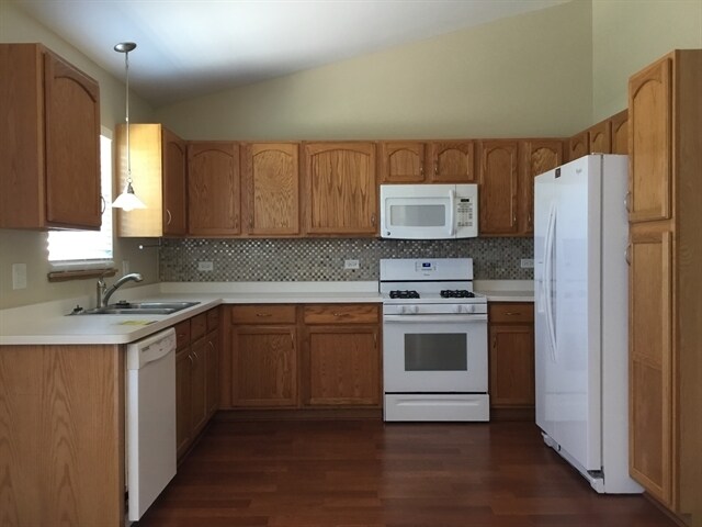 Foto del edificio - 4702 W Iris Ln