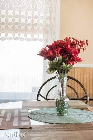 Foto del edificio - 3 br, 1.5 bath House - 226 Willow St