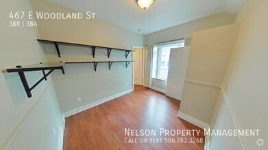Building Photo - 467 E Woodland St