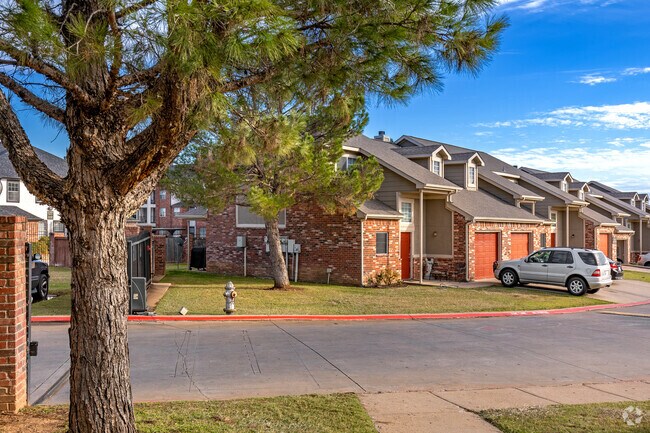 Complejo privado - Sycamore Pointe Apartments