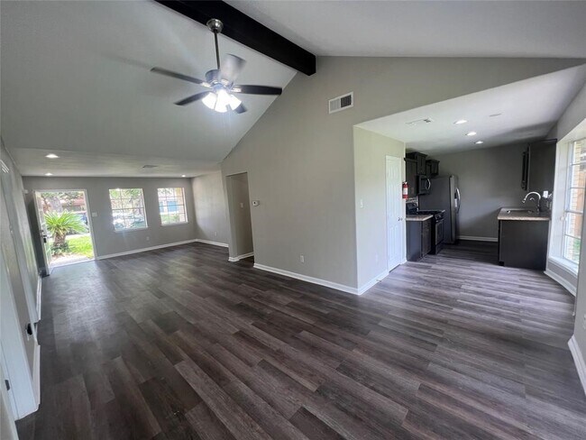 Foto del edificio - 4003 Brownstone Ln