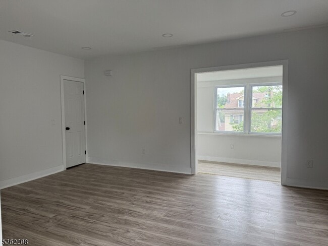 Building Photo - 186 Harrison Ave