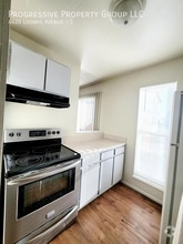 Building Photo - 4420 Loomis Ave