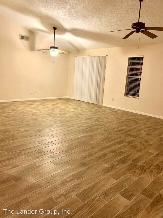 Foto del edificio - 4 br, 2 bath House - 2554 Alabaster Avenue