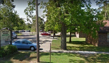 Building Photo - 147 Alamo St