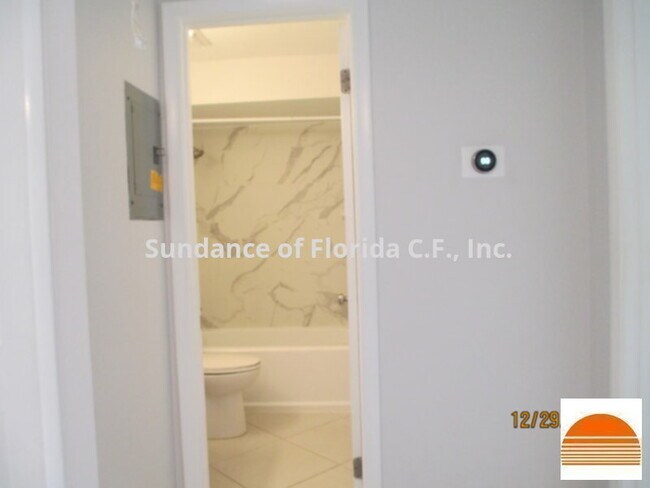 Building Photo - Community Pool; Osceola County