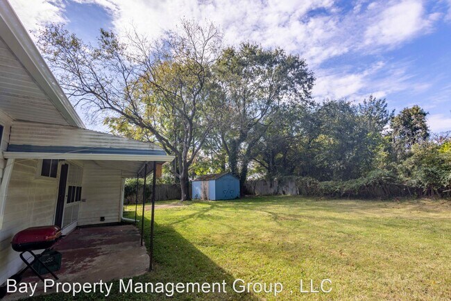 Foto del edificio - 2 br, 1 bath House - 5600 Evanshire Ave