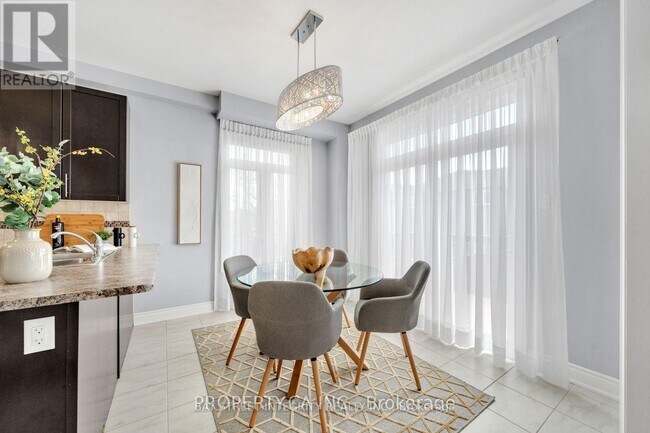 Photo du bâtiment - 40 Danpatrick Dr