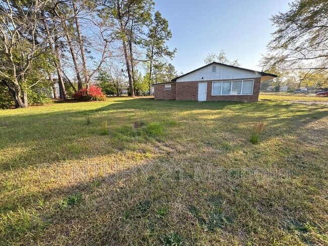 Foto del edificio - 2401 Boykin Rd