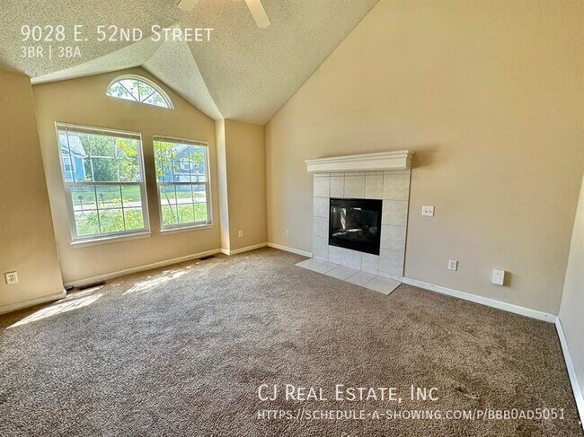 Foto del edificio - 9028 E 52nd St