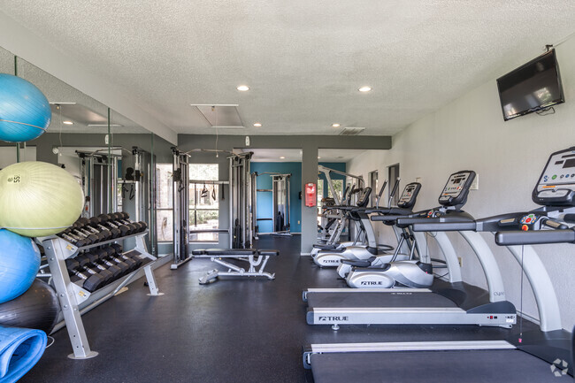 Gimnasio - The Fairway at Bellevue