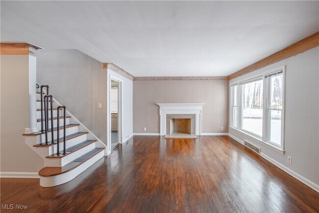 Foto del edificio - 23211 Fernwood Dr