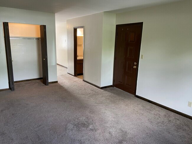 Foto del edificio - 1115 Elizabeth Ct