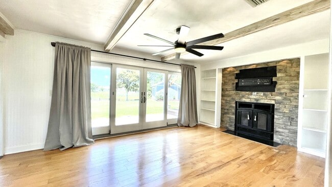 Building Photo - 1120 Revelstroke Ct