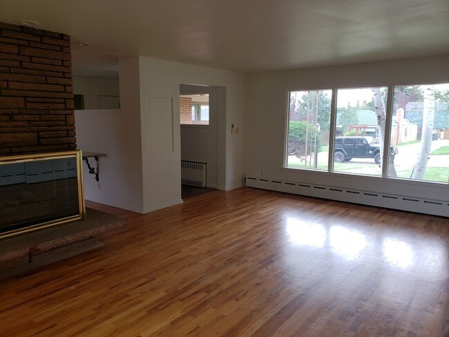 Building Photo - 3721 McComb Ave